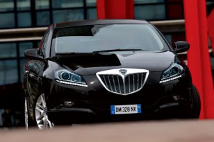 Lancia Delta 2008 - 2011