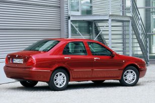 Lancia Lybra 1999 - 2001