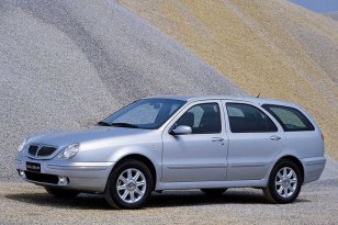 Lancia Lybra 1999 - 2001