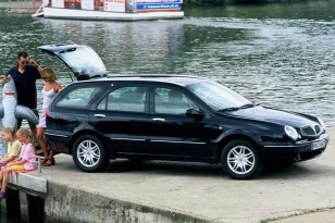 Lancia Lybra 2001 - 2005