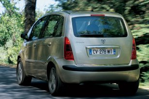 Lancia Musa 2004 - 2008