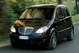 Lancia Musa 2004 - 2008
