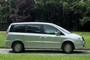 Lancia Phedra 2002 - 2008