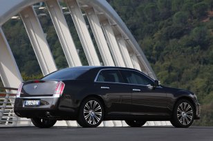 Lancia Thema 2011 - 2014