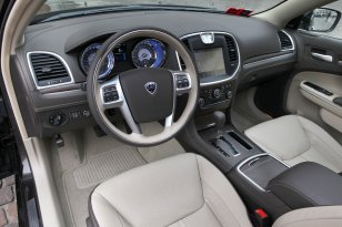 Lancia Thema 2011 - 2014