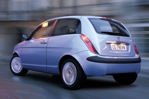 Lancia Ypsilon 2003 - 2006