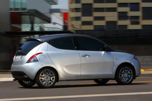 Lancia Ypsilon 2011