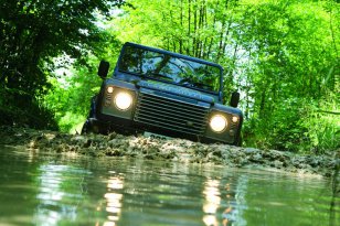Land Rover Defender 2007 - 2011