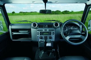 Land Rover Defender 2007 - 2011