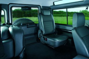 Land Rover Defender 2007 - 2011