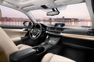 Lexus CT 2011 - 2014