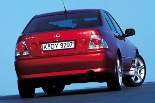 Lexus IS 1999 - 2005
