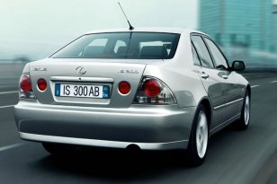 Lexus IS 1999 - 2005