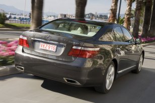 Lexus LS 2006 - 2010