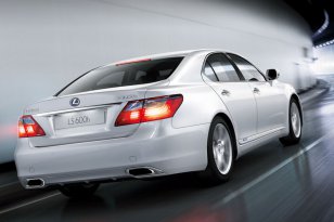 Lexus LS 2010 - 2013