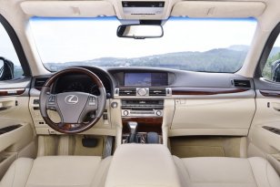 Lexus LS 2013