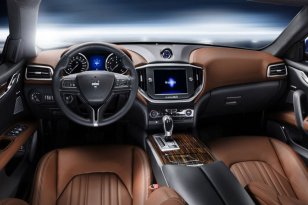 Maserati Ghibli 2013
