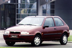 Mazda 121 