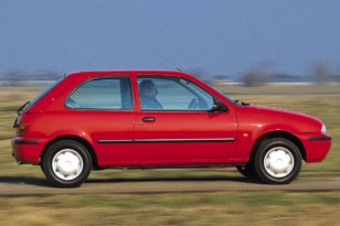 Mazda 121 1996 - 2000