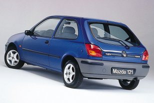 Mazda 121 1996 - 2000
