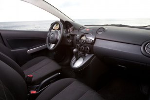 Mazda 2 2010