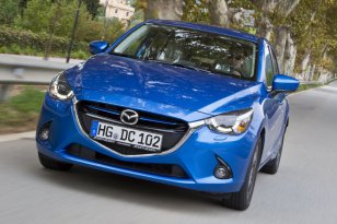 Mazda 2 2015