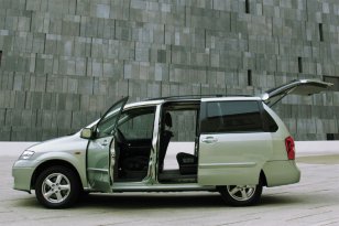 Mazda MPV 2002 - 2003