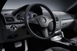 Mercedes Benz C-class 2007 - 2011