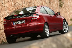 Mercedes Benz C-class 2004 - 2008