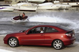 Mercedes Benz C-class 2004 - 2008