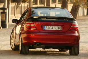 Mercedes Benz C-class 2004 - 2008