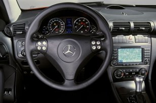 Mercedes Benz C-class 2004 - 2008