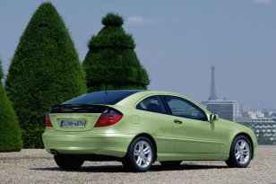 Mercedes Benz C-class 2001 - 2004