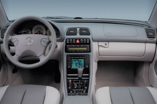 Mercedes Benz CLK-class 1999 - 2002