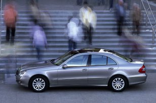 Mercedes Benz E-class 2006 - 2009