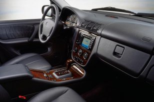 Mercedes Benz M-class 2001 - 2005