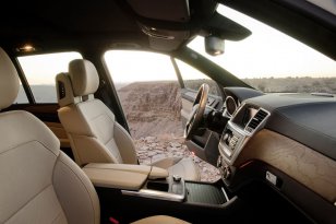 Mercedes Benz M-class 2011