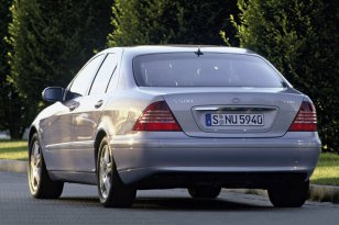 Mercedes Benz S-class 2002 - 2005