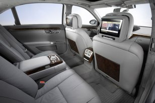 Mercedes Benz S-class 2005 - 2009