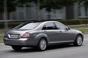 Mercedes Benz S-class 2005 - 2009