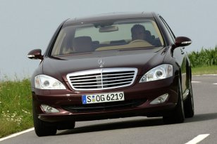 Mercedes Benz S-class 2005 - 2009