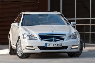 Mercedes Benz S-class 2009