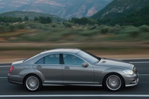 Mercedes Benz S-class 2009