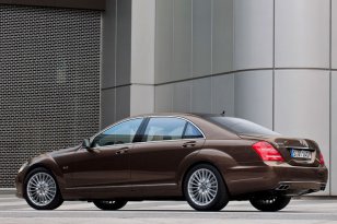 Mercedes Benz S-class 2009