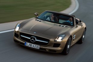 Mercedes Benz SLS AMG 2011
