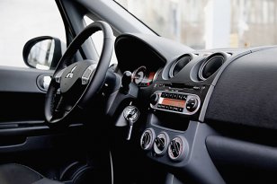 Mitsubishi Colt 2008 - 2012