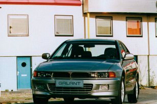 Mitsubishi Galant 