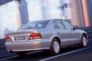 Mitsubishi Galant 1997 - 2004
