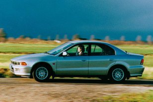 Mitsubishi Galant 1997 - 2004