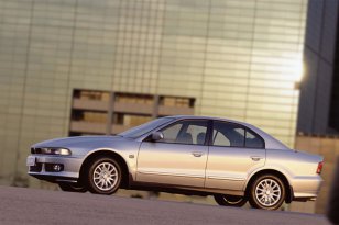 Mitsubishi Galant 1997 - 2004